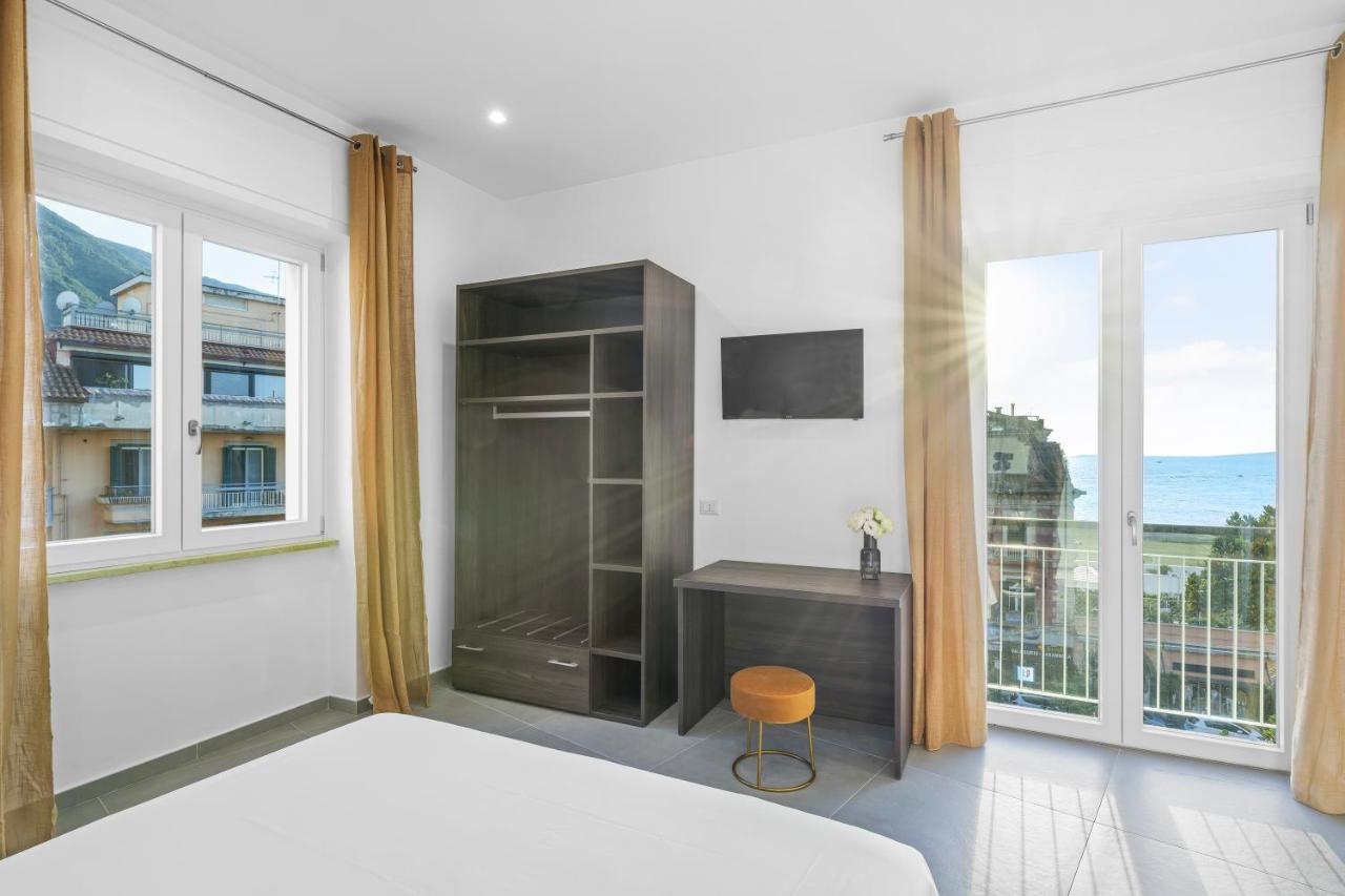 Pangea Luxury Rooms Castellammare di Stabia Exterior foto